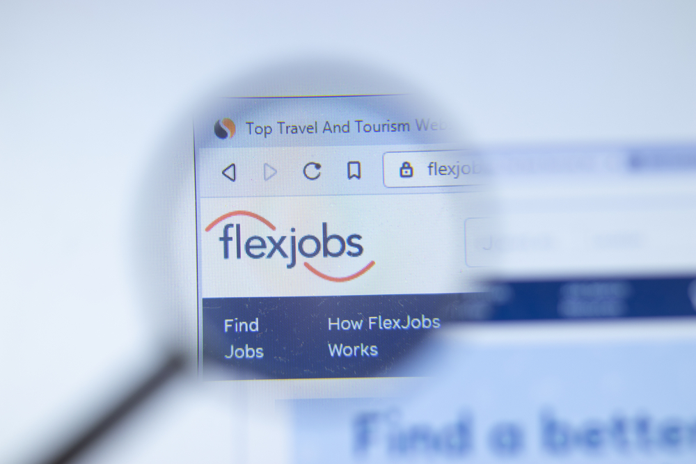 magnifying glass on Flexjobs platform on computer screen